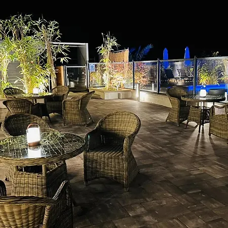 Riad Domaine Blue Garden Grandvillers