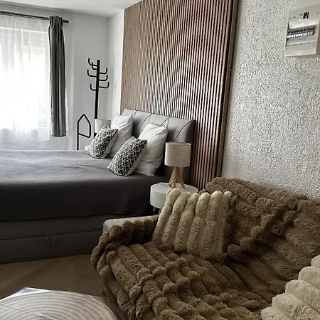 Holiday home Domaine Du Parc Grandvillers