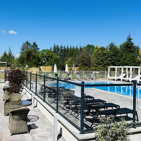 Le Domaine Du Parc Отель